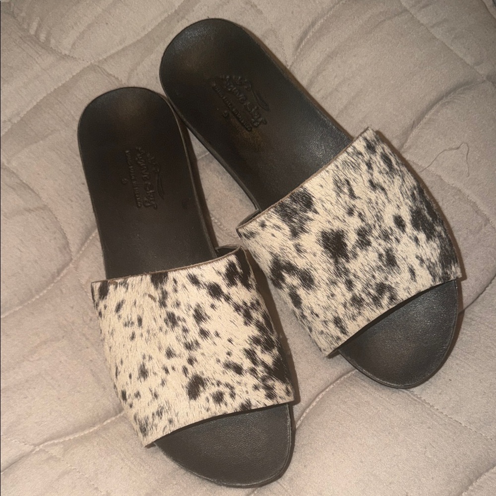 Speckled Black & White Slide Mules